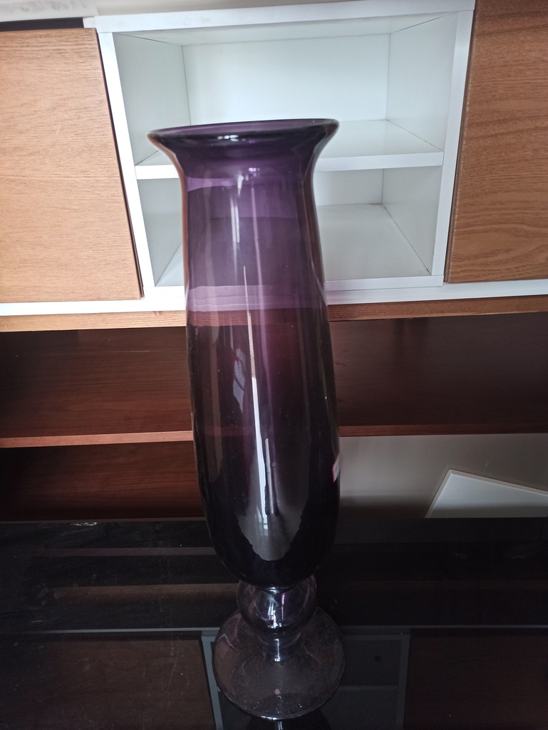 Vase violet